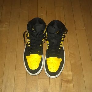 Jordan 1s $75
